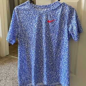 Nike T-shirt